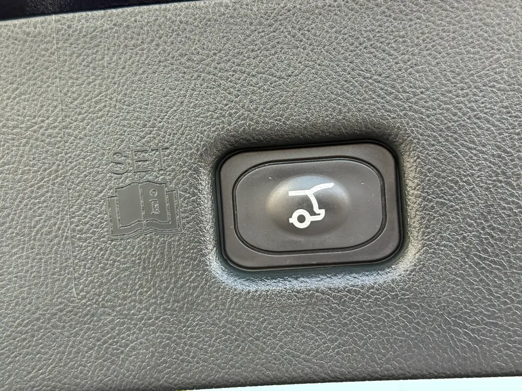 2021 Lincoln Nautilus - $24,996