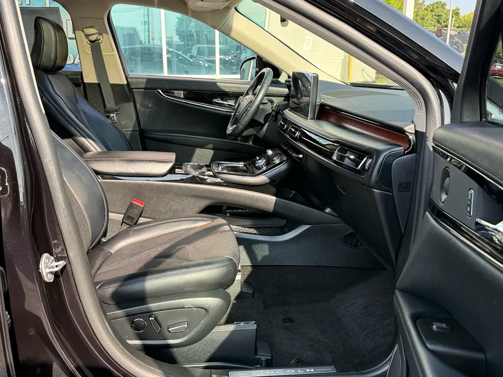 2021 Lincoln Nautilus - $24,996