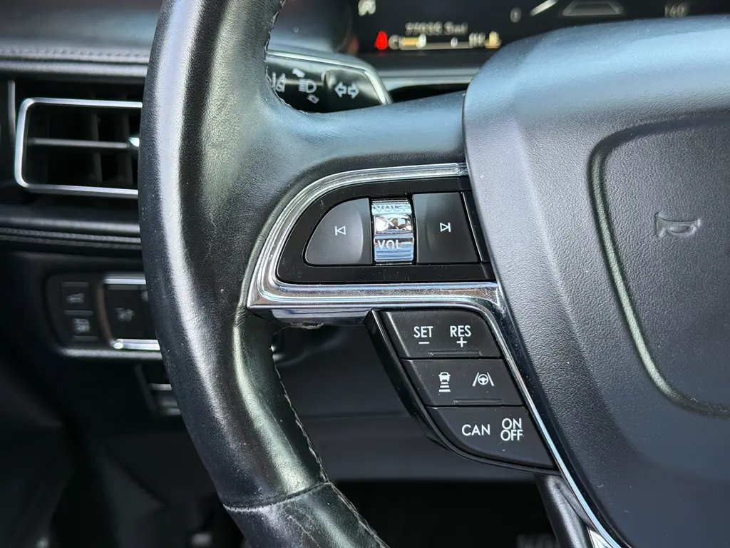 2021 Lincoln Nautilus - $24,996