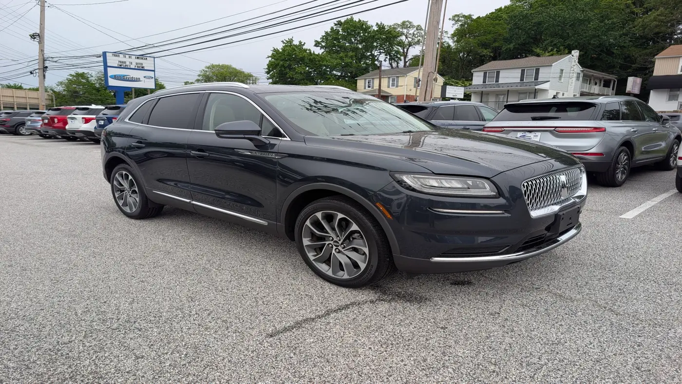 2022 Lincoln Nautilus Reserve