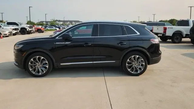 2023 Lincoln Nautilus Reserve