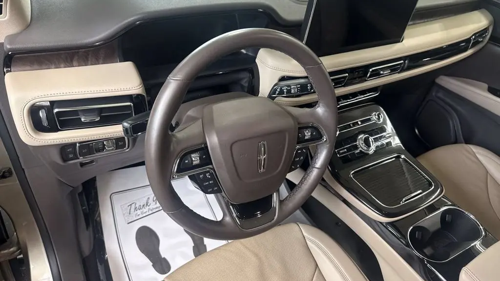 2023 Lincoln Nautilus Reserve