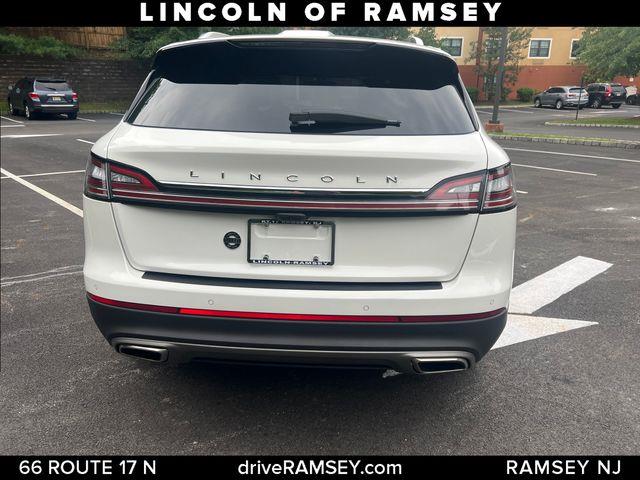 2022 Lincoln Nautilus - $33,595