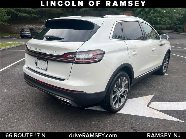 2022 Lincoln Nautilus - $33,595