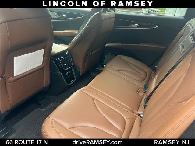 2022 Lincoln Nautilus - $33,595