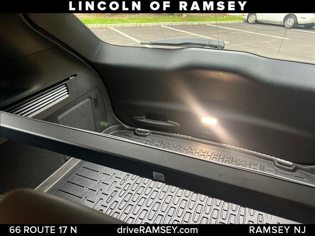 2022 Lincoln Nautilus - $33,595