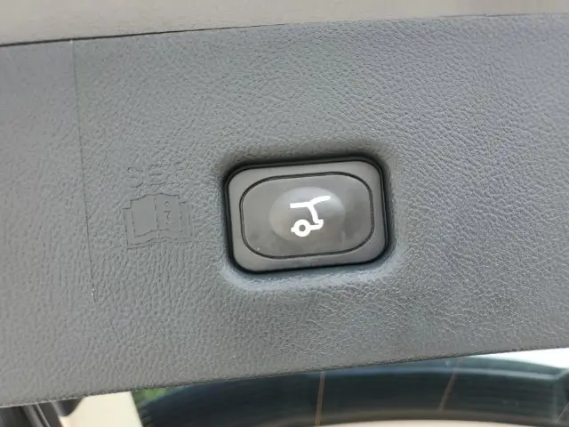 2023 Lincoln Nautilus - $40,990