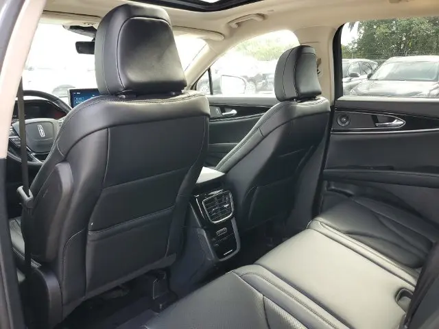 2023 Lincoln Nautilus - $40,990