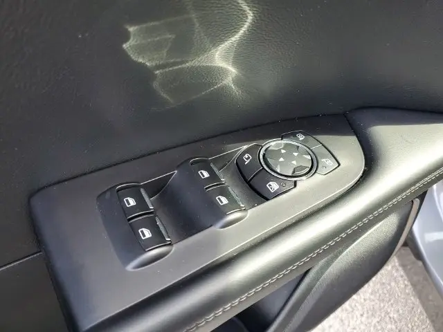 2023 Lincoln Nautilus - $40,990