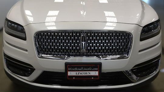 2019 Lincoln Nautilus Select