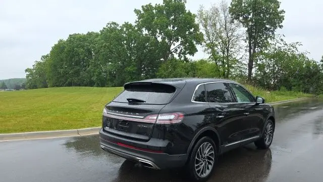 2020 Lincoln Nautilus Reserve