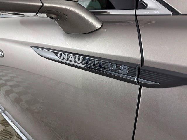 2020 Lincoln Nautilus - $23,000