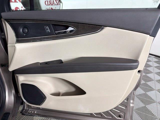 2020 Lincoln Nautilus - $23,000