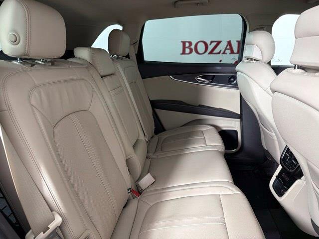 2020 Lincoln Nautilus - $23,000