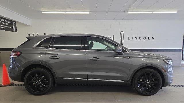 2021 Lincoln Nautilus Reserve
