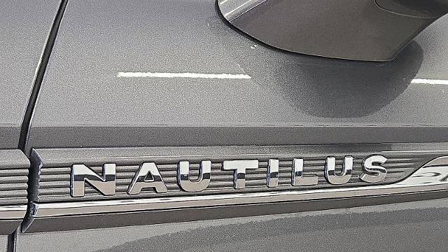 2021 Lincoln Nautilus Reserve