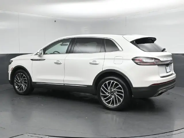 2020 Lincoln Nautilus - $21,873