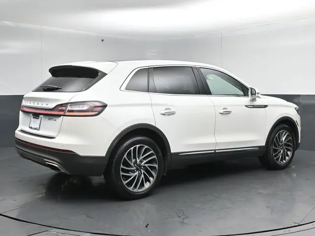 2020 Lincoln Nautilus - $21,873