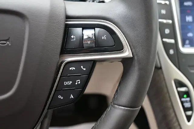 2020 Lincoln Nautilus - $21,873