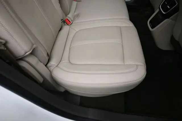 2020 Lincoln Nautilus - $21,873
