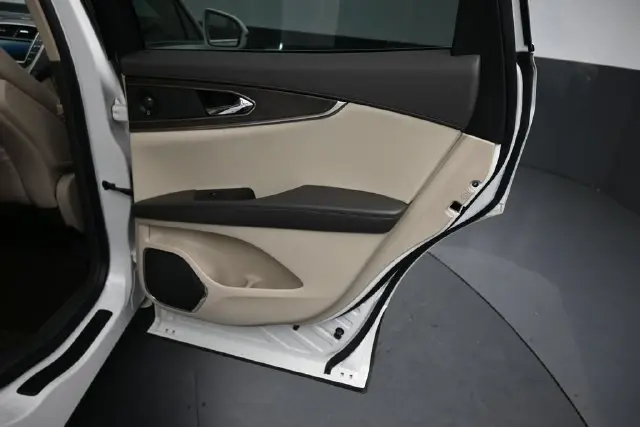 2020 Lincoln Nautilus - $21,873