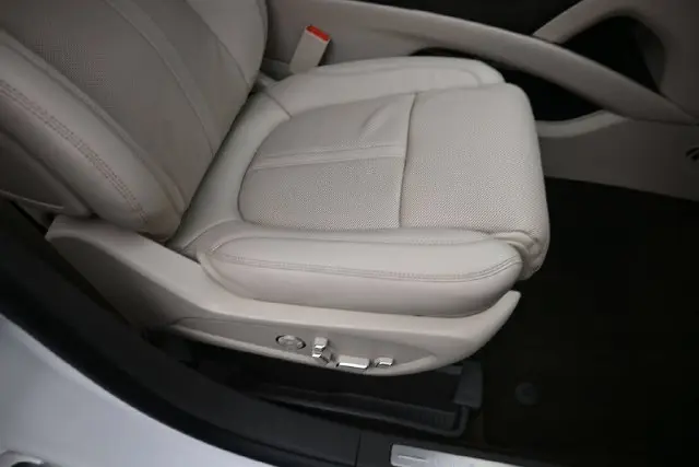 2020 Lincoln Nautilus - $21,873