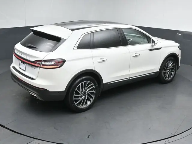 2020 Lincoln Nautilus - $21,873