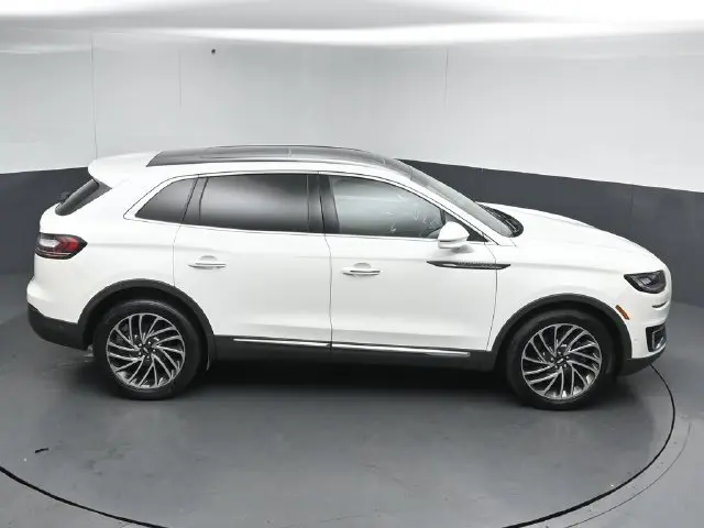 2020 Lincoln Nautilus - $21,873