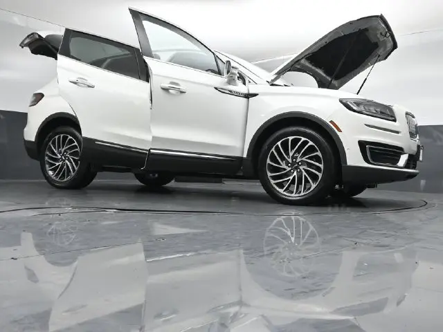 2020 Lincoln Nautilus - $21,873