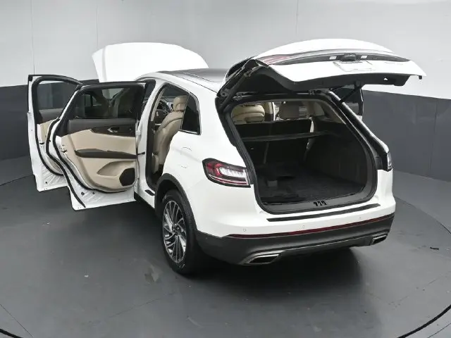 2020 Lincoln Nautilus - $21,873