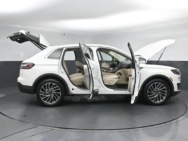 2020 Lincoln Nautilus - $21,873