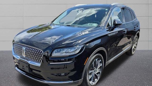 Preowned 2023 Lincoln Nautilus Reserve for Sale
