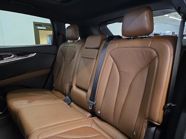 2022 Lincoln Nautilus - $39,999