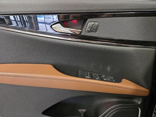 2022 Lincoln Nautilus - $39,999