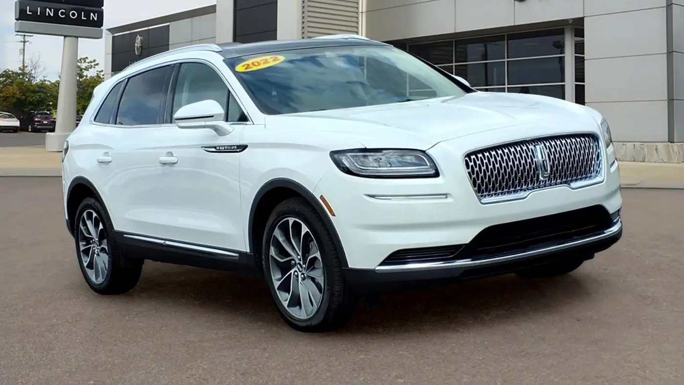 2022 Lincoln Nautilus Reserve