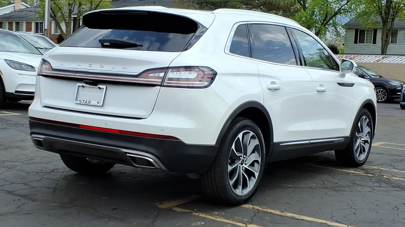2022 Lincoln Nautilus Reserve