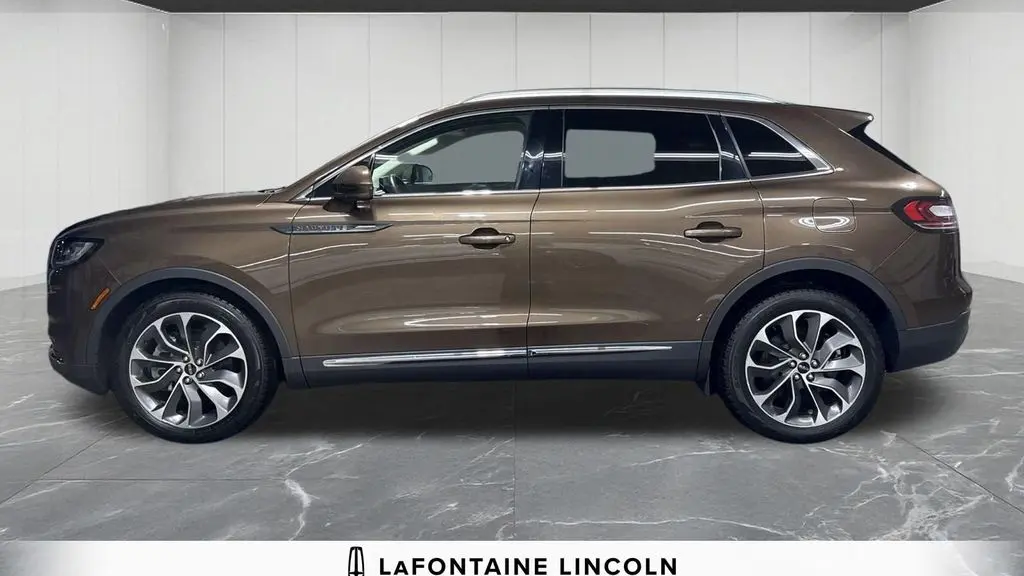 2022 Lincoln Nautilus Reserve