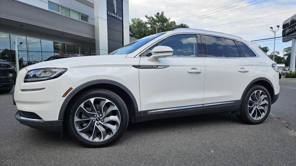 Preowned 2022 Lincoln Nautilus Reserve for Sale