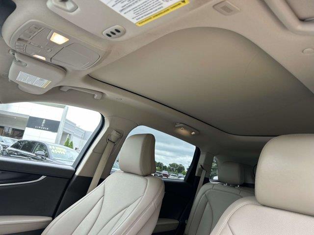 2022 Lincoln Nautilus - $35,476