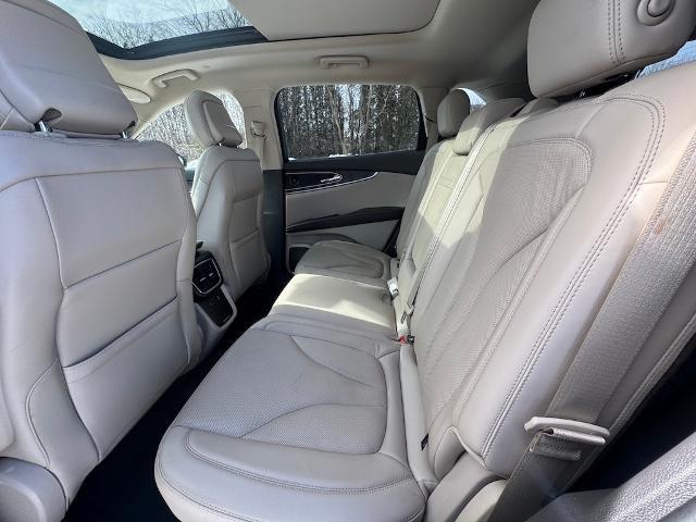 2020 Lincoln Nautilus - $28,900