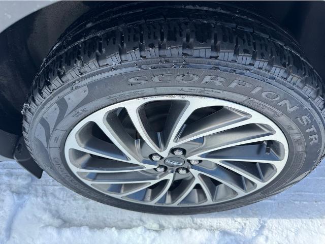 2020 Lincoln Nautilus - $28,900