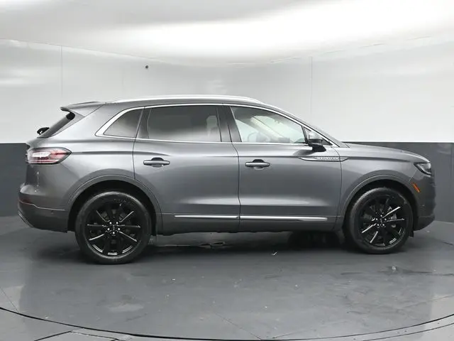 2023 Lincoln Nautilus - $42,625