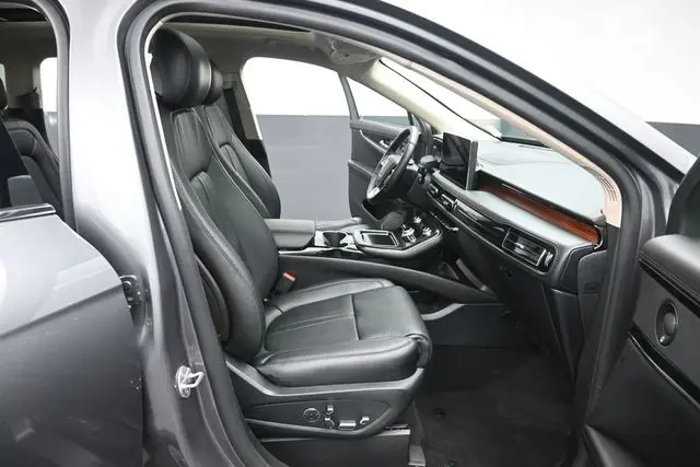 2023 Lincoln Nautilus - $42,625
