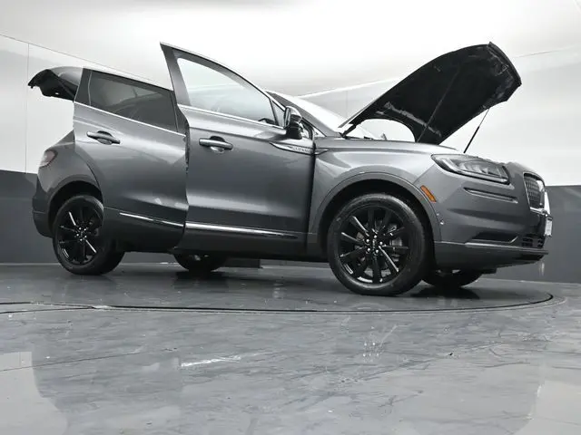 2023 Lincoln Nautilus - $42,625