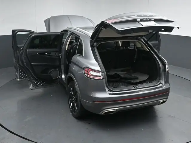 2023 Lincoln Nautilus - $42,625