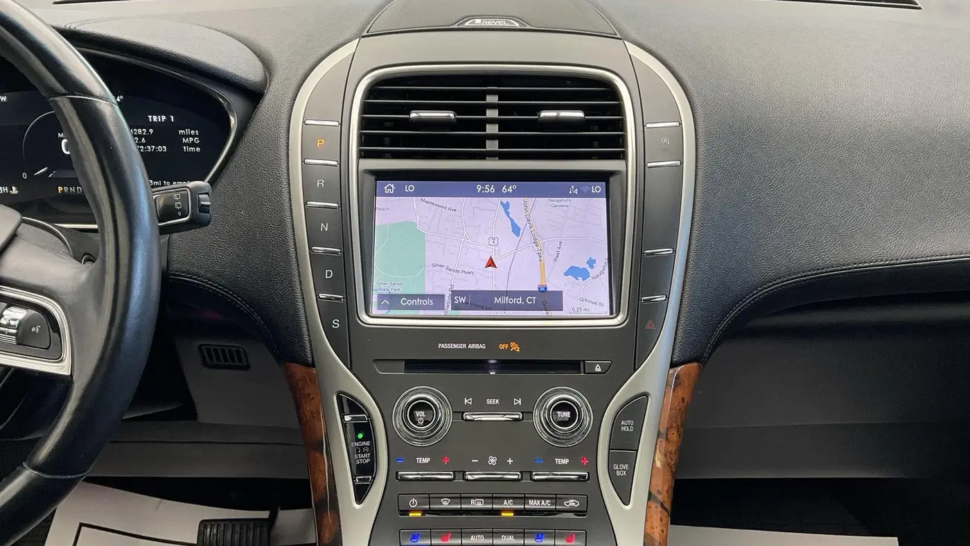 2020 Lincoln Nautilus Reserve
