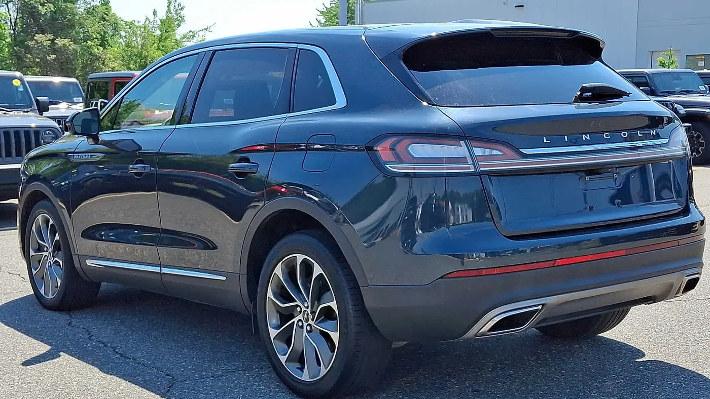 2022 Lincoln Nautilus Reserve