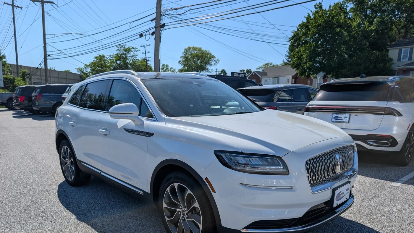 2022 Lincoln Nautilus Reserve