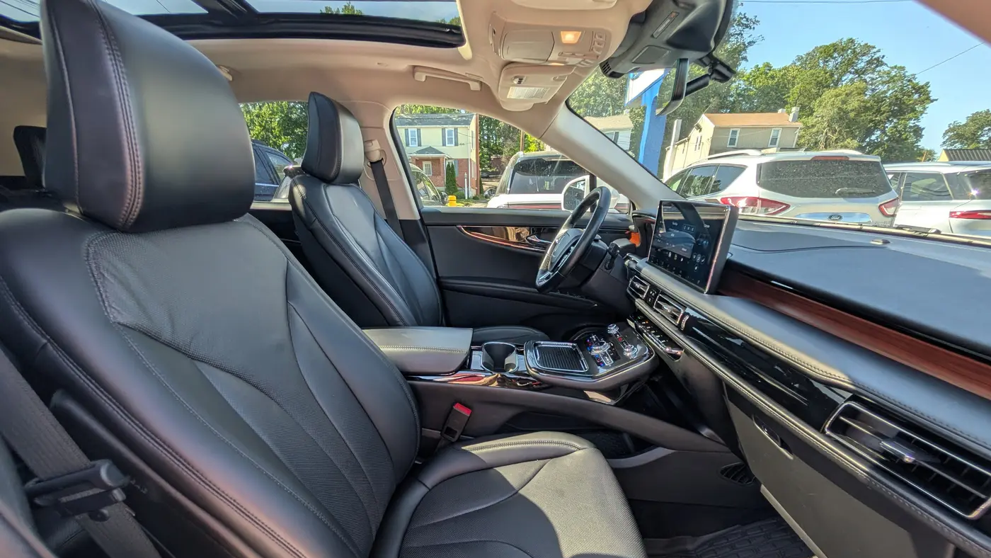 2022 Lincoln Nautilus Reserve