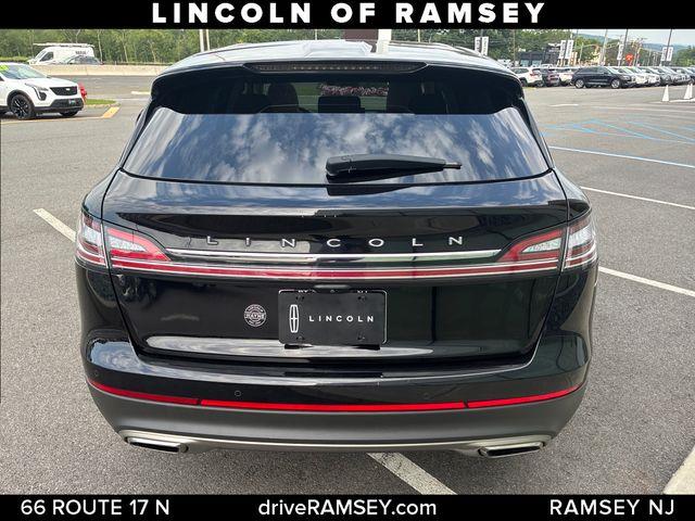 2022 Lincoln Nautilus - $24,950